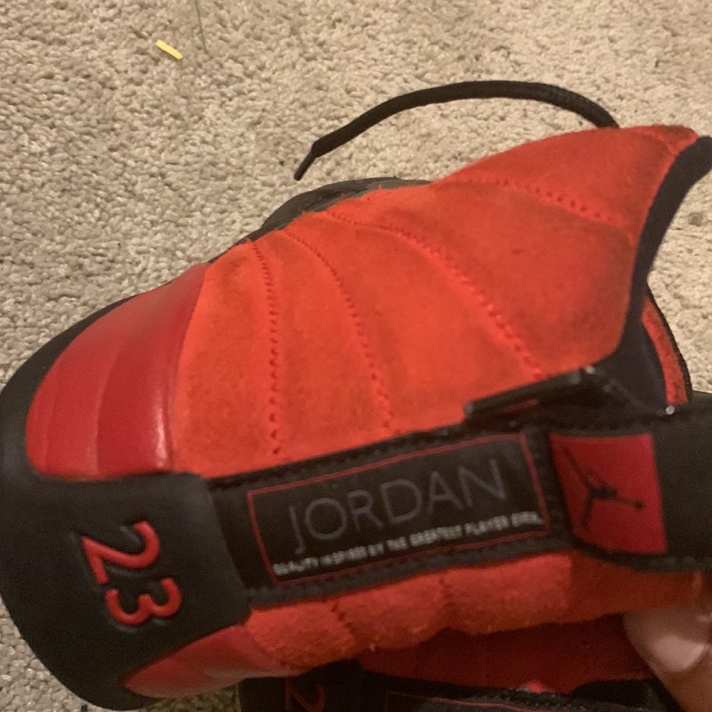 Air Jordan 12 retro “Reverse Flu Game” - Picture 5 of 6